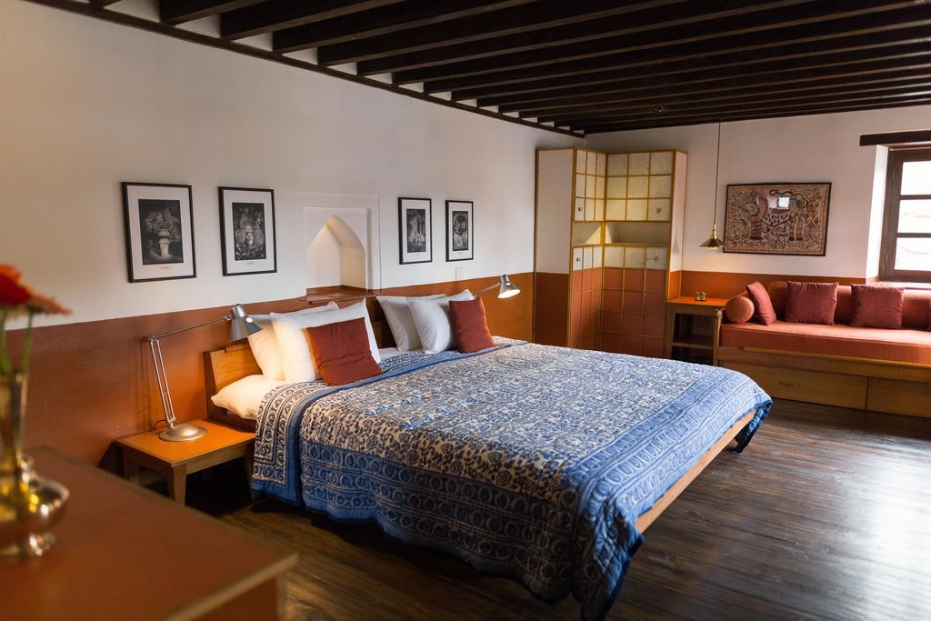 Milla Guesthouse Bhatgoan Екстериор снимка